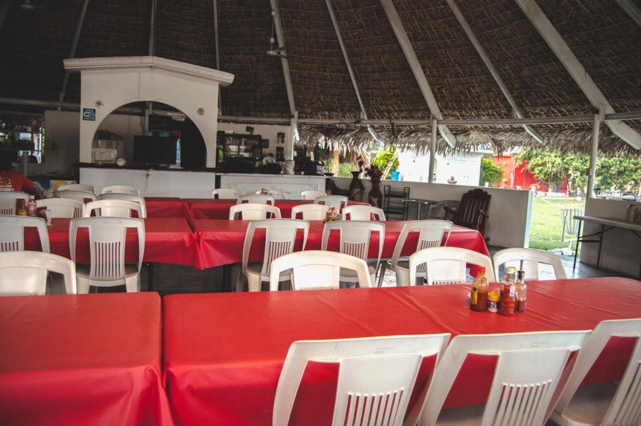 Hotel Y Restaurante El Texano Tamasopo Buitenkant foto